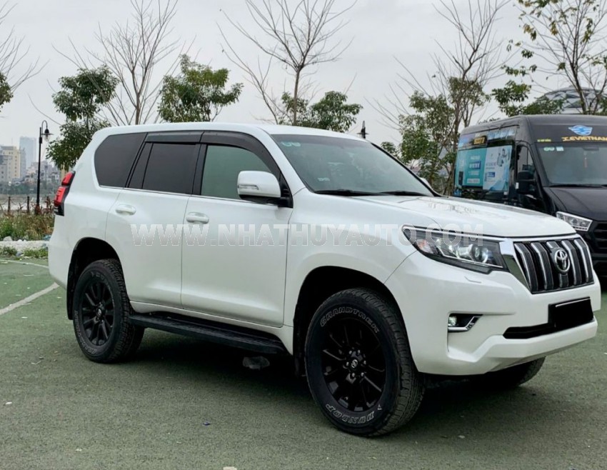 Toyota Prado VX 2.7L 2018