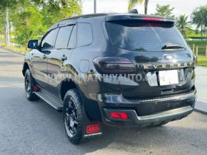 Xe Ford Everest Ambiente 2.2L 4x2 MT 2018