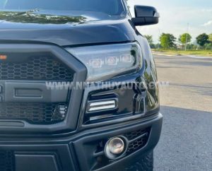 Xe Ford Everest Ambiente 2.2L 4x2 MT 2018