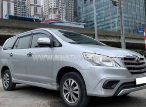 Xe Toyota Innova 2.0E 2016