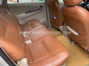 Xe Toyota Innova 2.0E 2016