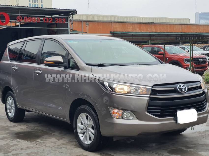 Toyota Innova 2.0E 2020