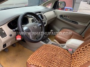Xe Toyota Innova 2.0E 2016