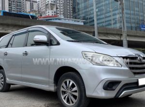Xe Toyota Innova 2.0E 2016