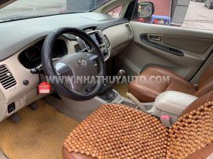 Xe Toyota Innova 2.0E 2016