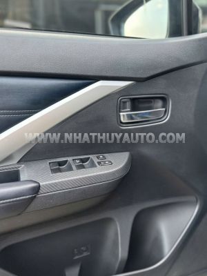 Xe Mitsubishi Xpander Cross 1.5 AT 2024