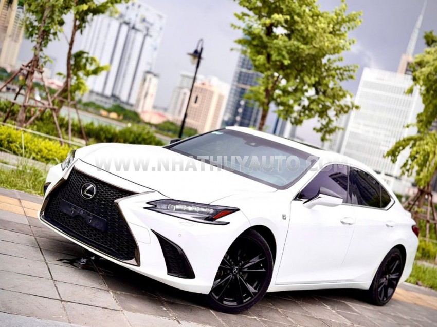 Lexus ES 250 F Sport 2022