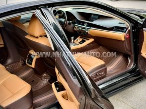 Xe Lexus ES 250 2016