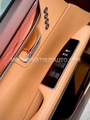 Xe Lexus ES 250 2016