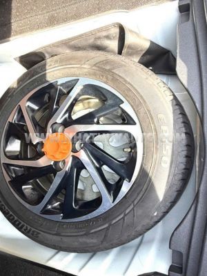 Xe Toyota Vios E CVT 2021
